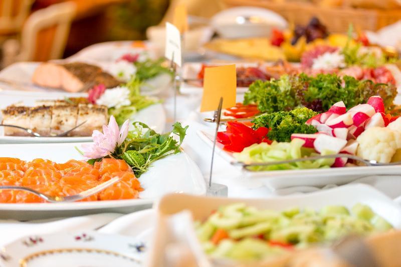 St. Petersbourg Hotel - Small Luxury Hotels Of The World Ταλίν Εξωτερικό φωτογραφία